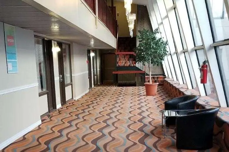 Baymont By Wyndham Montreal Airport 호텔 도발 3*,