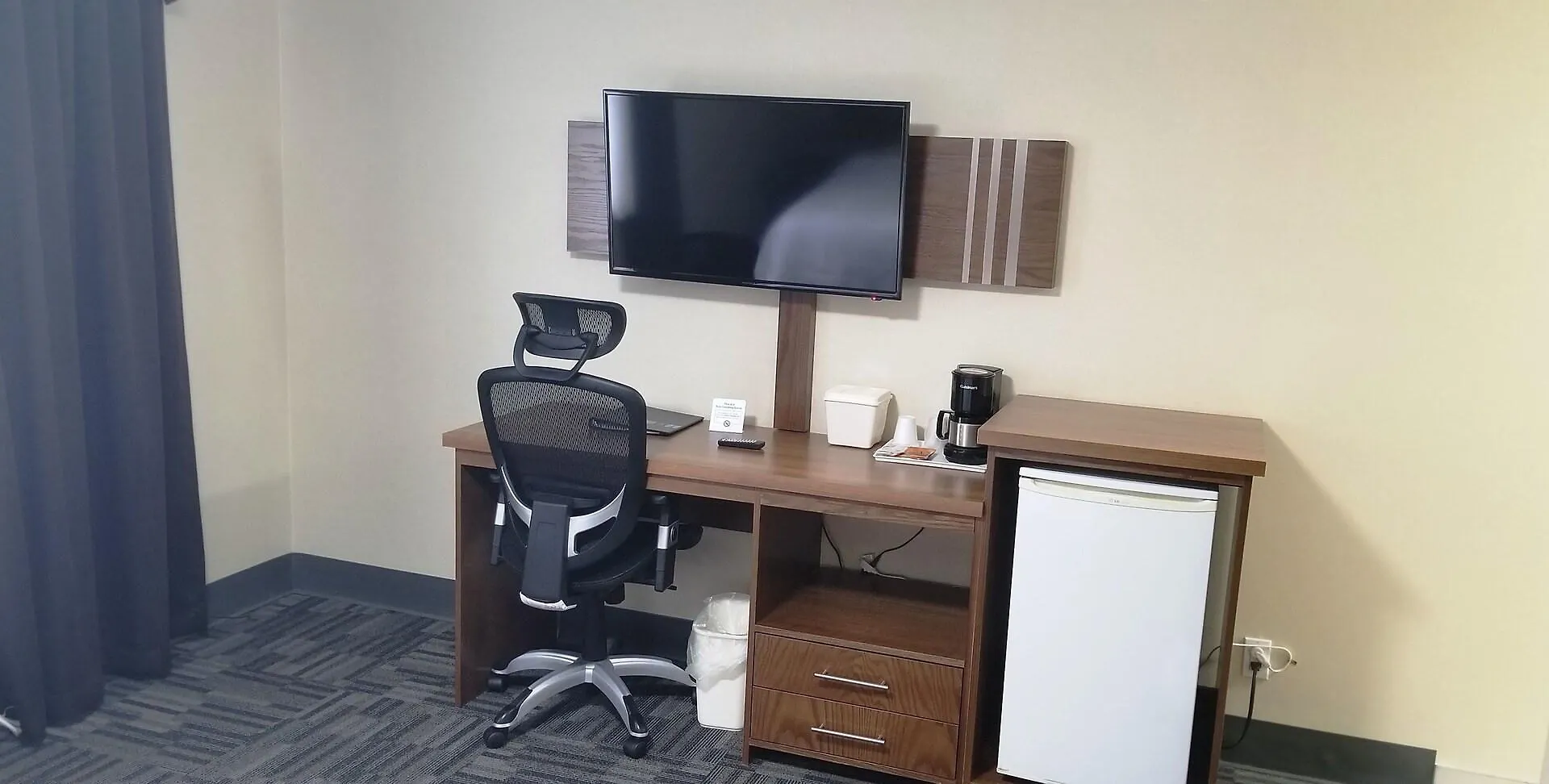 Baymont By Wyndham Montreal Airport 호텔 도발